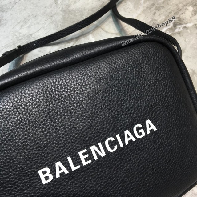 Balenciaga專櫃爆款巴黎世家EVERYDAY大號系列相機包 fyj1836